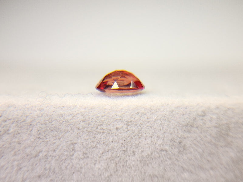 0152-1-12　バイカラーアンデシン　0.39ct