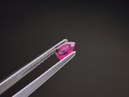 r-BE-2　レッドベリル　0.12ct