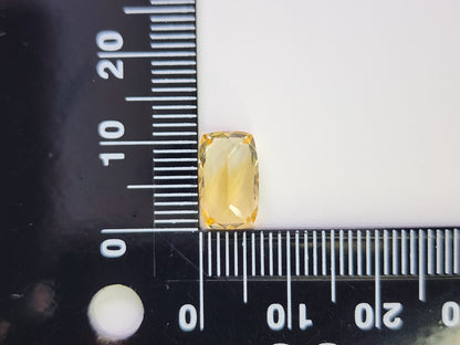 0365-4-8　バイカラーシトリン　2.78ct