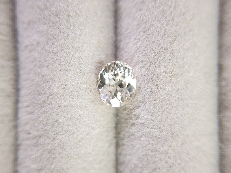 0010-1-2　ジルコン　1.81ct