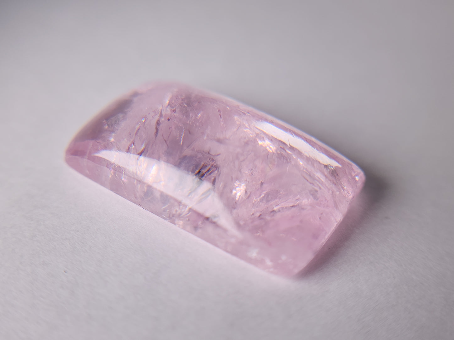 0908-7　虹入り！モルガナイト　16.39ct