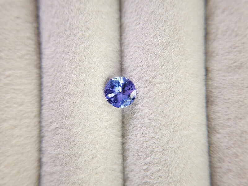 0153-6　タンザナイト　0.63ct