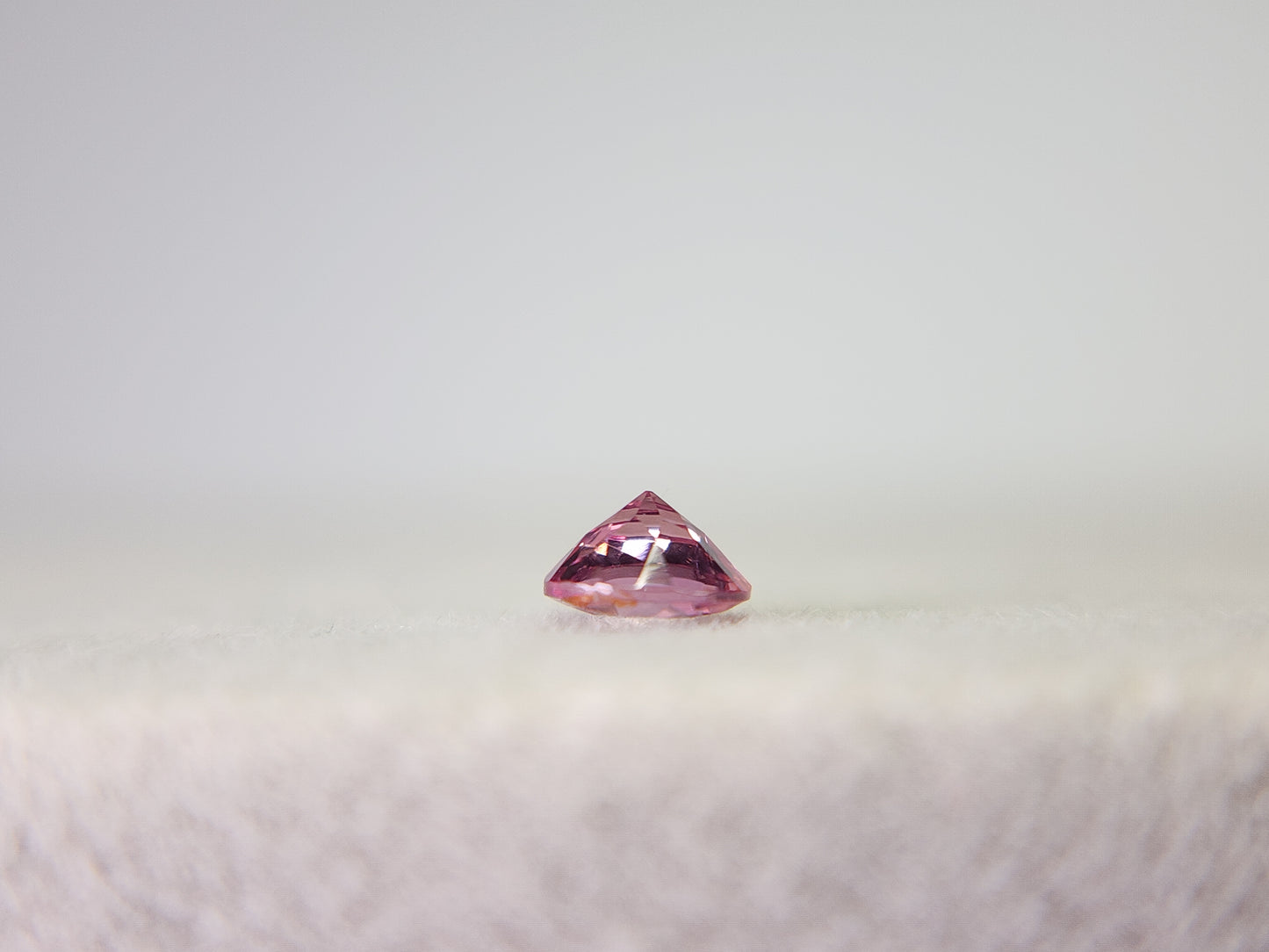 0823-1　スピネル　0.25ct