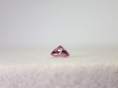 0823-1　スピネル　0.25ct