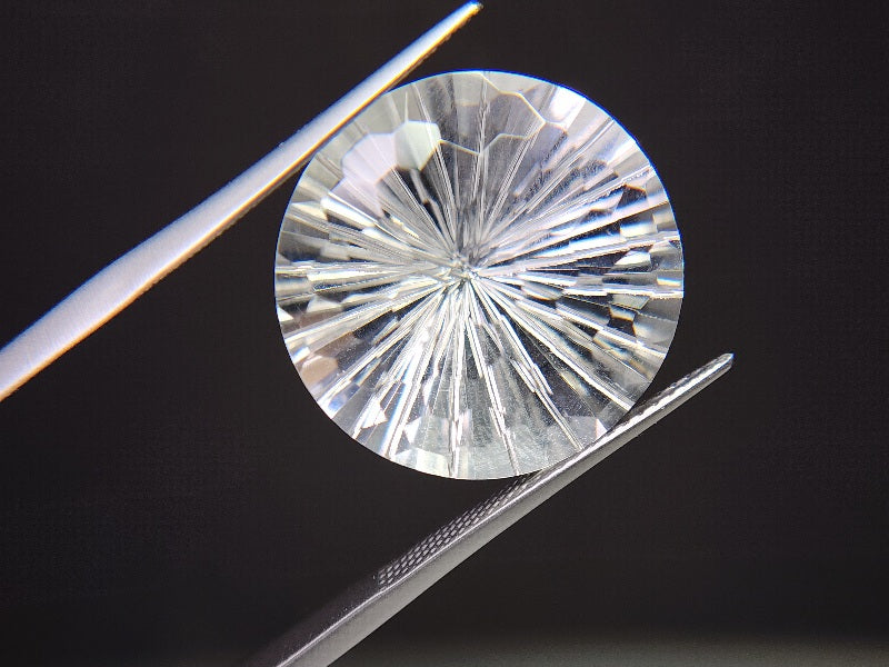 SUI-4　水晶　23.83ct