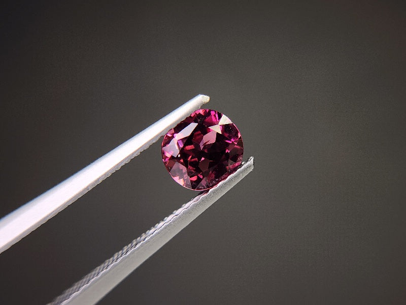 【期間限定】10/31まで　ロードライトガーネット　0.96ct　5