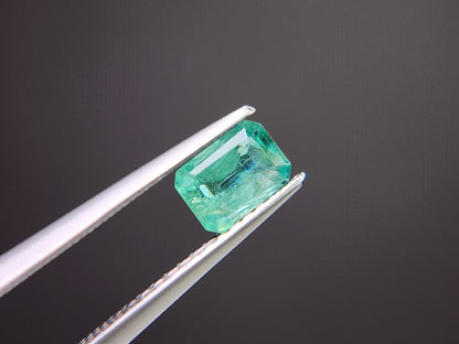 EM-6　エメラルド(ザンビア産)　0.61ct
