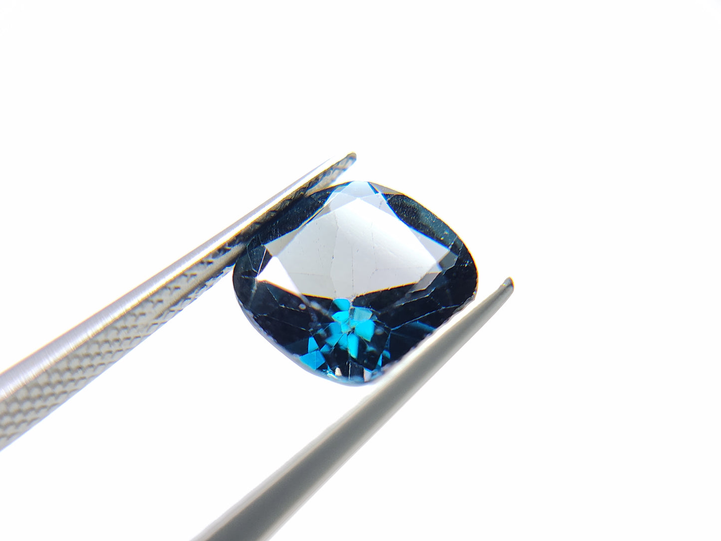 0931-4　ロンドンブルートパーズ　3.05ct