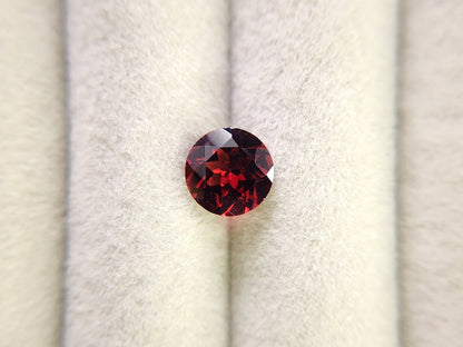 0910-5-12　ガーネット　2.29ct