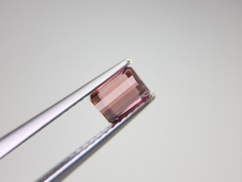 0879-28トルマリン  0.72ct