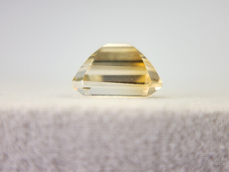 0365-4-24　バイカラーシトリン　2.47ct