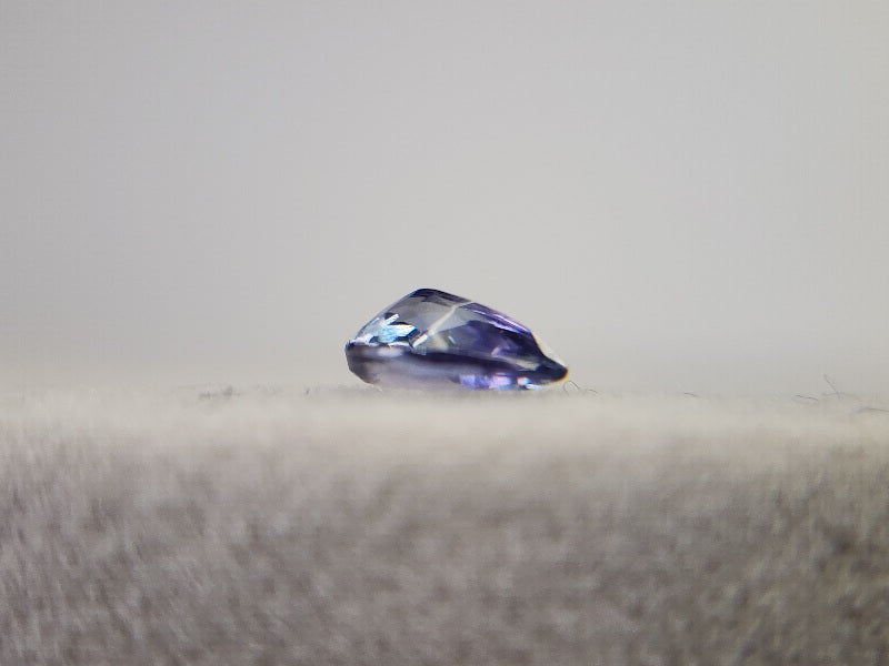 0644-13-4　ゾイサイト　0.45ct