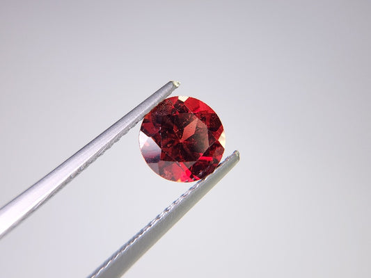 0910-2-5　ガーネット　1.57ct