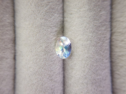 0761-1　アンデシンラブラドライト　0.84ct