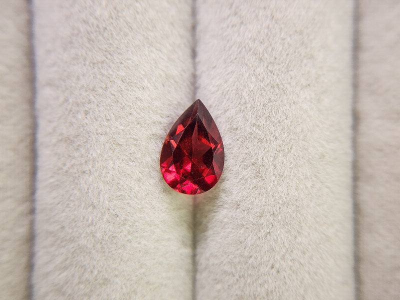 0910-3-4　ガーネット　1.54ct