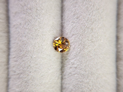 0010-2-2　ジルコン(コニャックブラウン)　0.52ct