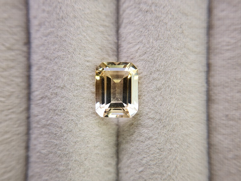 0365-4-21　バイカラーシトリン　2.29ct