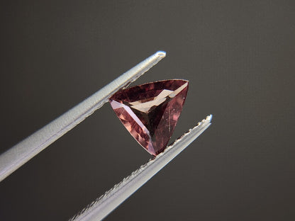 ccGA-9　カラーチェンジガーネット　0.72ct
