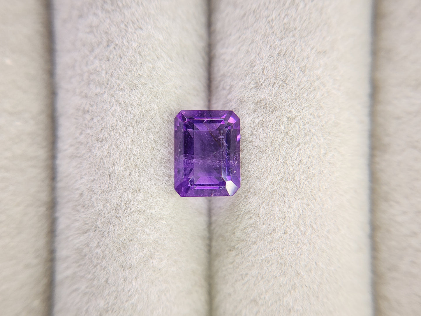 0907-9　アメジスト　1.84ct