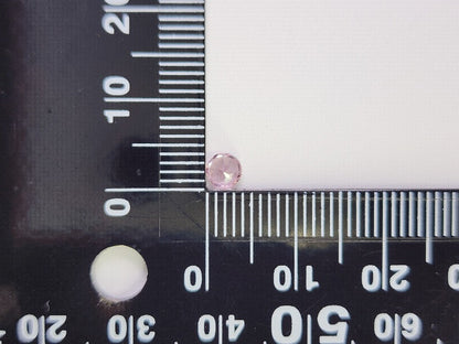 0823-13　スピネル　0.33ct