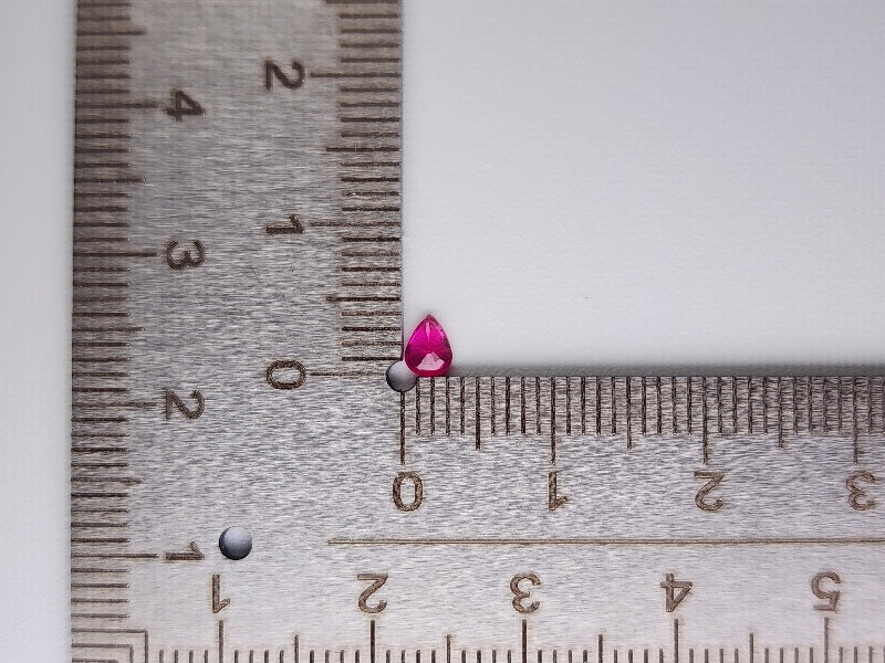 RB-22　ルビー　0.18ct