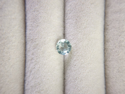0878-3-7　グリーンベリル　0.66ct