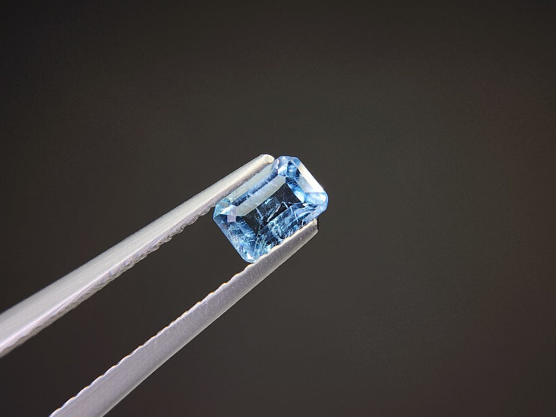 0008-14　アクアマリン　0.56ct