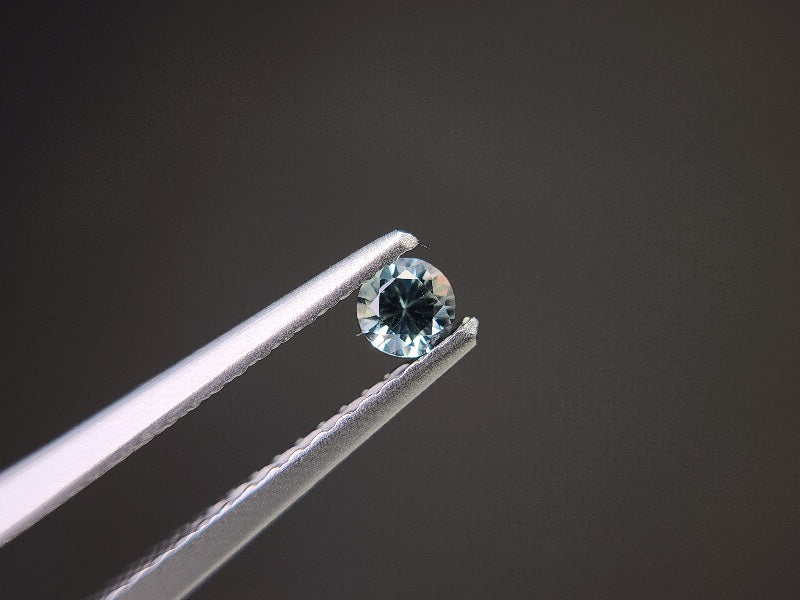 【期間限定】10/31まで　モンタナサファイア　0.13ct　9