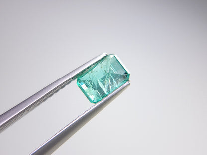 EM-4　エメラルド(ザンビア産)　0.63ct