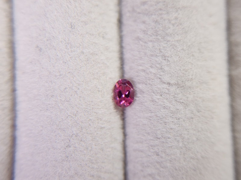 SP-21　スピネル　0.24ct