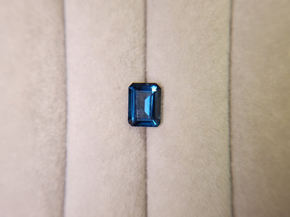 0931-8　ロンドンブルートパーズ　1.74ct