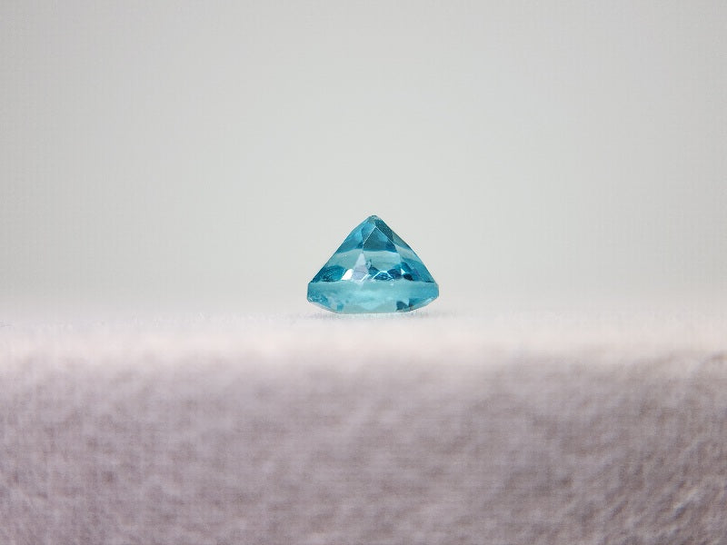 0471-4　アパタイト　0.64ct