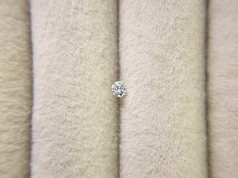 0015-1-23　ダイヤモンド　0.07ct
