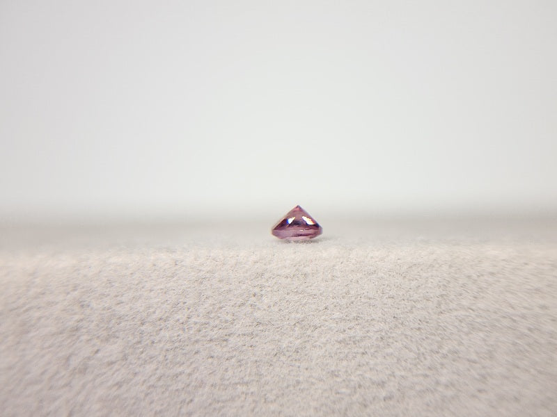 SP-28　スピネル　0.18ct