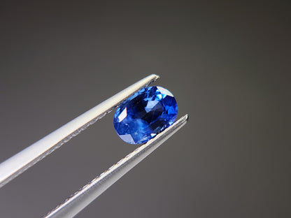 0904-10　サファイア　0.68ct