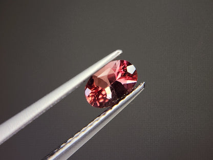 0152-1-37　バイカラーアンデシン　0.44ct
