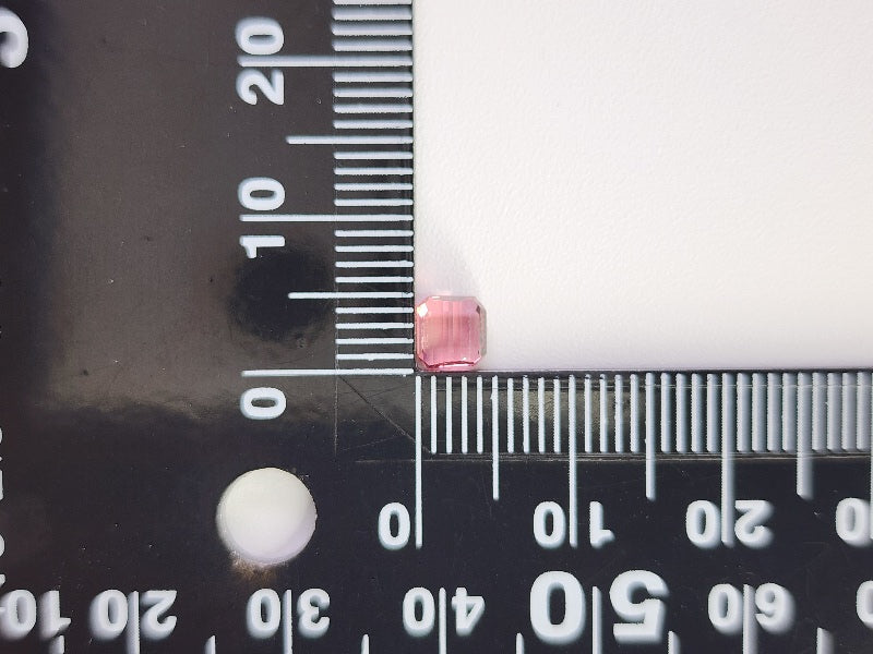 0879-59  トルマリン  0.56ct