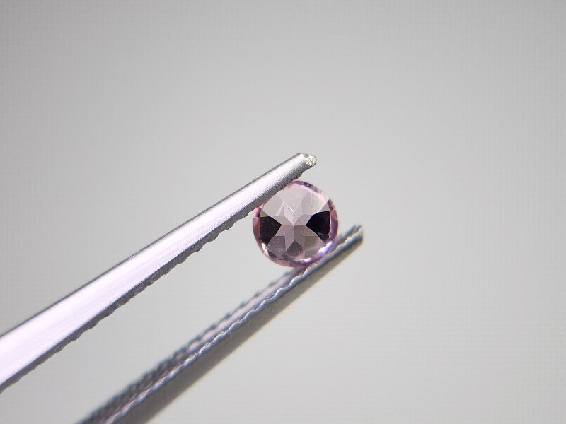 0823-13　スピネル　0.33ct