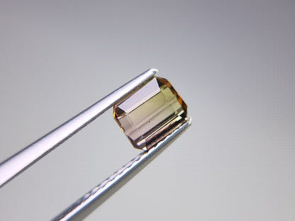 0879-30  トルマリン  0.72ct