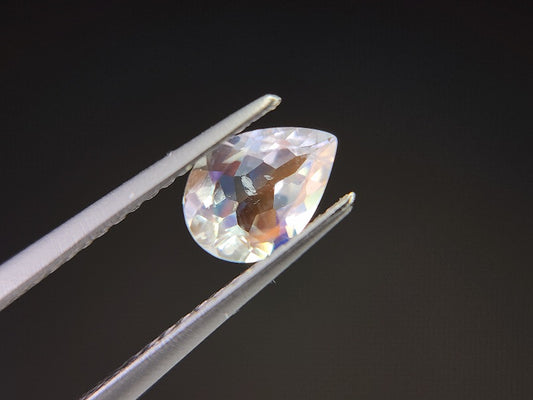 0763-5　アンデシンラブラドライト　0.61ct
