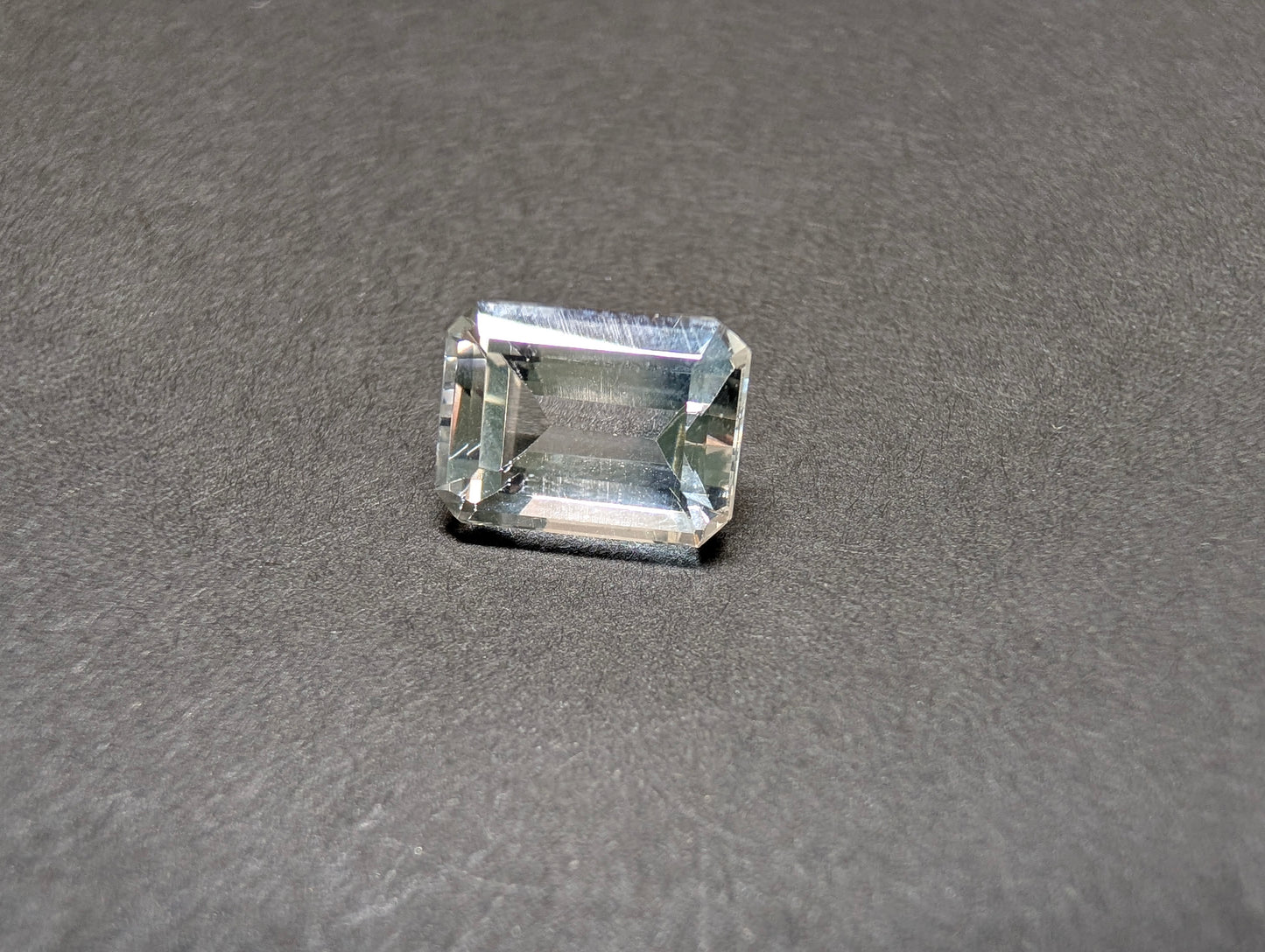 0059 バイカラートパーズ 5.78ct