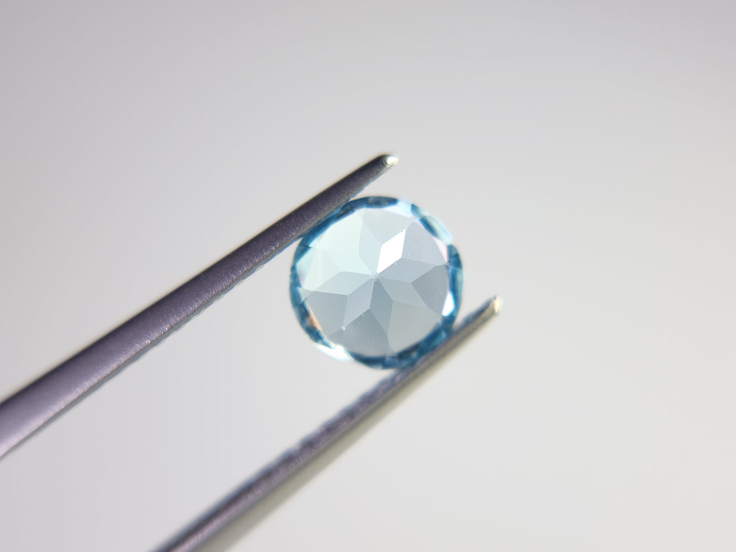 0917-28　ブルートパーズ　1.06ct