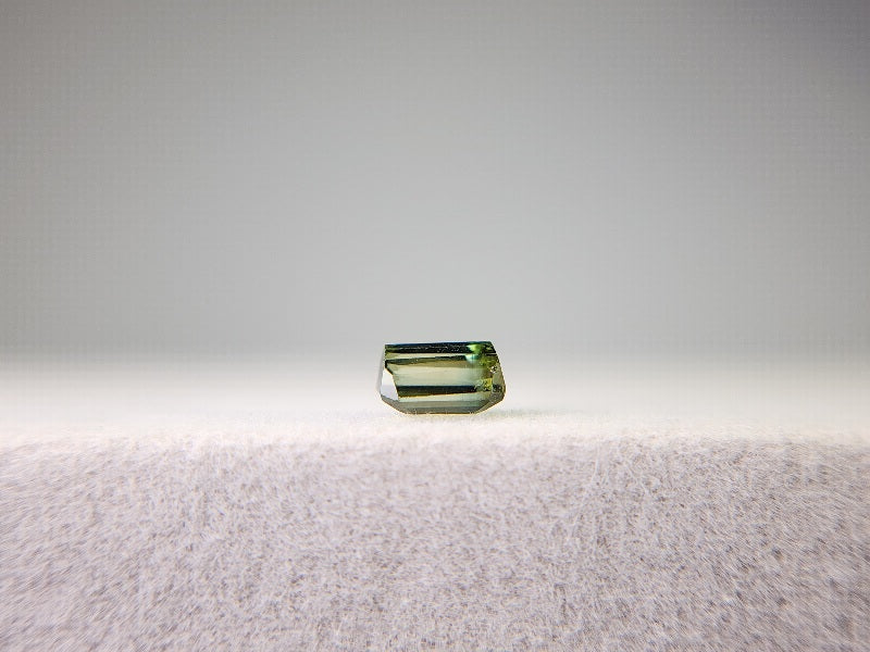 0879-58　トルマリン  0.56ct　