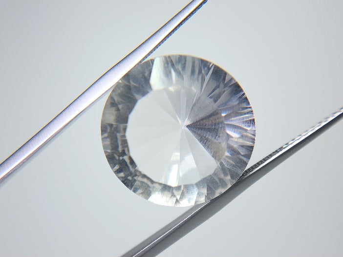 SUI-7　水晶　19.70ct