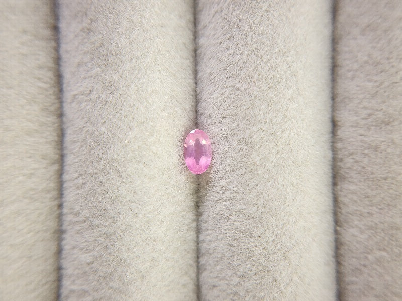 0028-2　ピンクサファイア　0.33ct