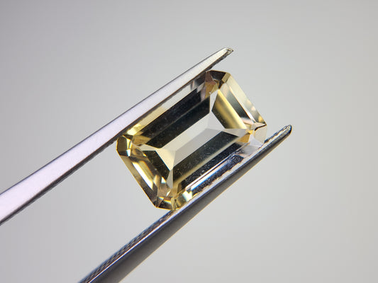 0365-5-3　バイカラーシトリン　2.17ct