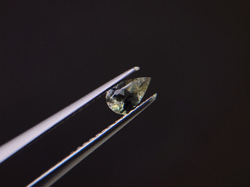 0644-10-4　ゾイサイト　0.28ct