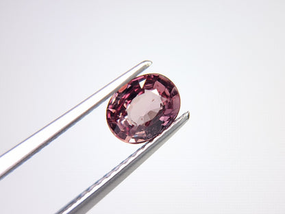 ccGA-4　カラーチェンジガーネット　0.81ct