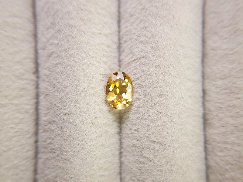 yeBE-5　イエローベリル　0.64ct