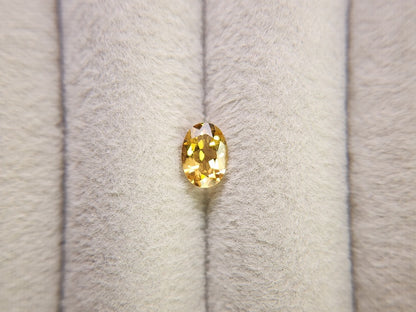 yeBE-5　イエローベリル　0.64ct